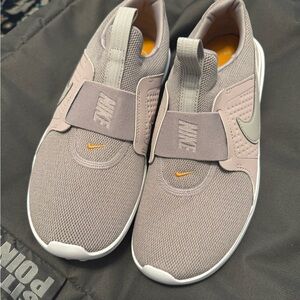 Nike Women's Gray and Orange Slip-On Sneakers